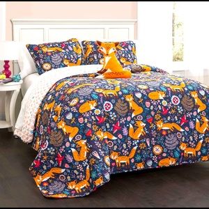 LIKE NEW Twin Fox Quilt with 1 Pillow Sham